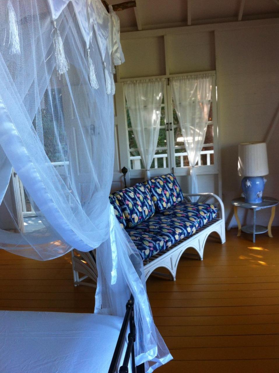 Treehouse Cottage Five Islands Village Bagian luar foto